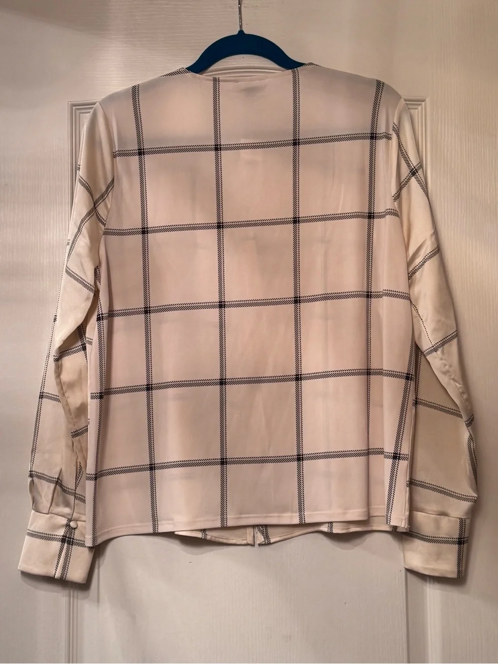 New ! Ann Taylor Cream Button-Front Windowpane Blouse